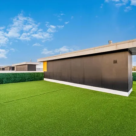 Luxury Home With Rooftop Views-3